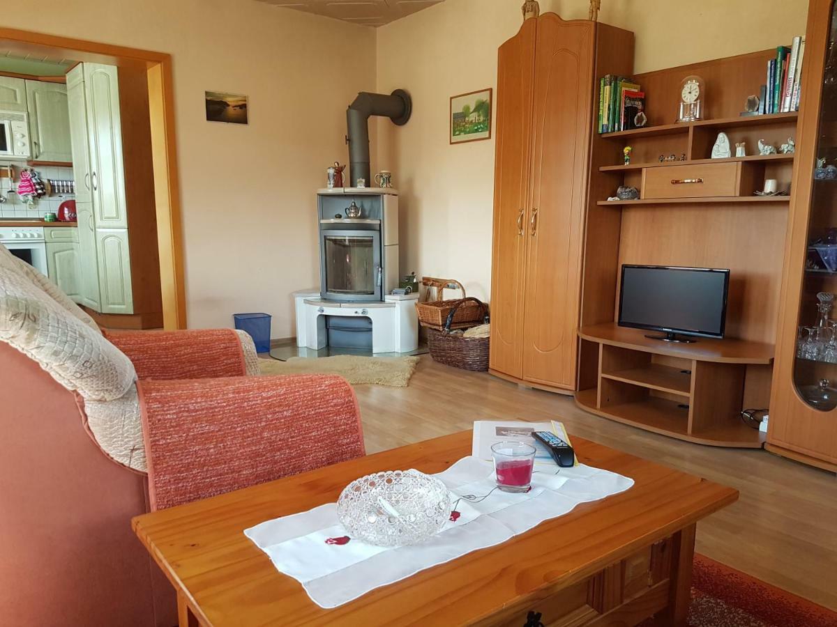 Apartamento Strasse Des Friedens Hilmersdorf Exterior foto